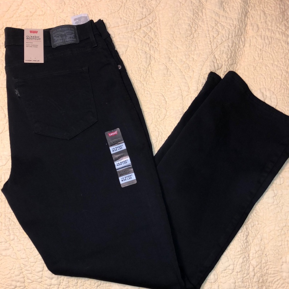 Levi’s black jeans bootcut 14 Short New NWT